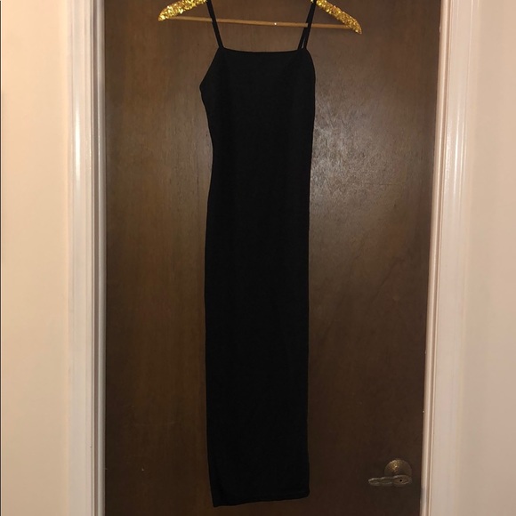 Little black dress - Picture 2 of 7